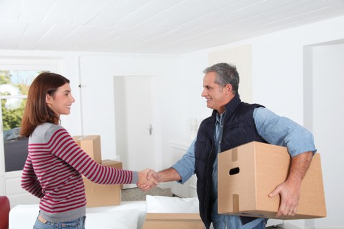 Comprehensive local moving services in Pimlico